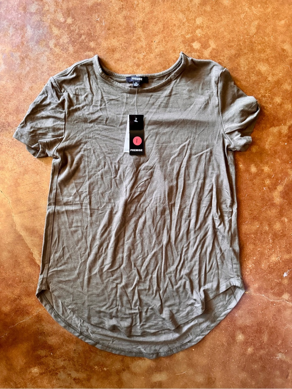 NWT Premise Olive Short Sleeve Curved-Hem Tee